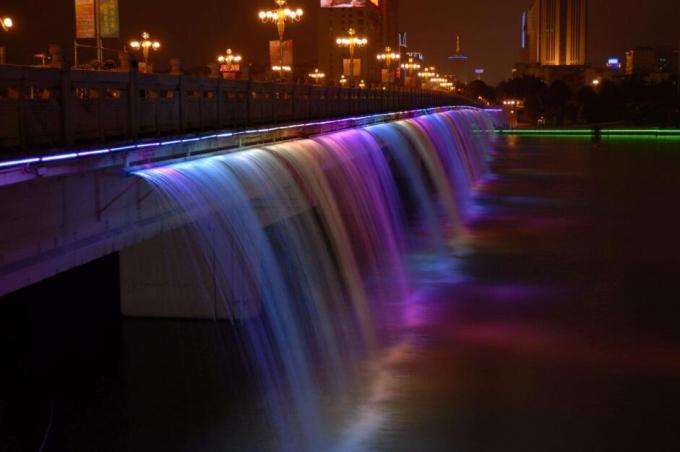 滝の照明のためのIP68 LEDの水中線形ライト